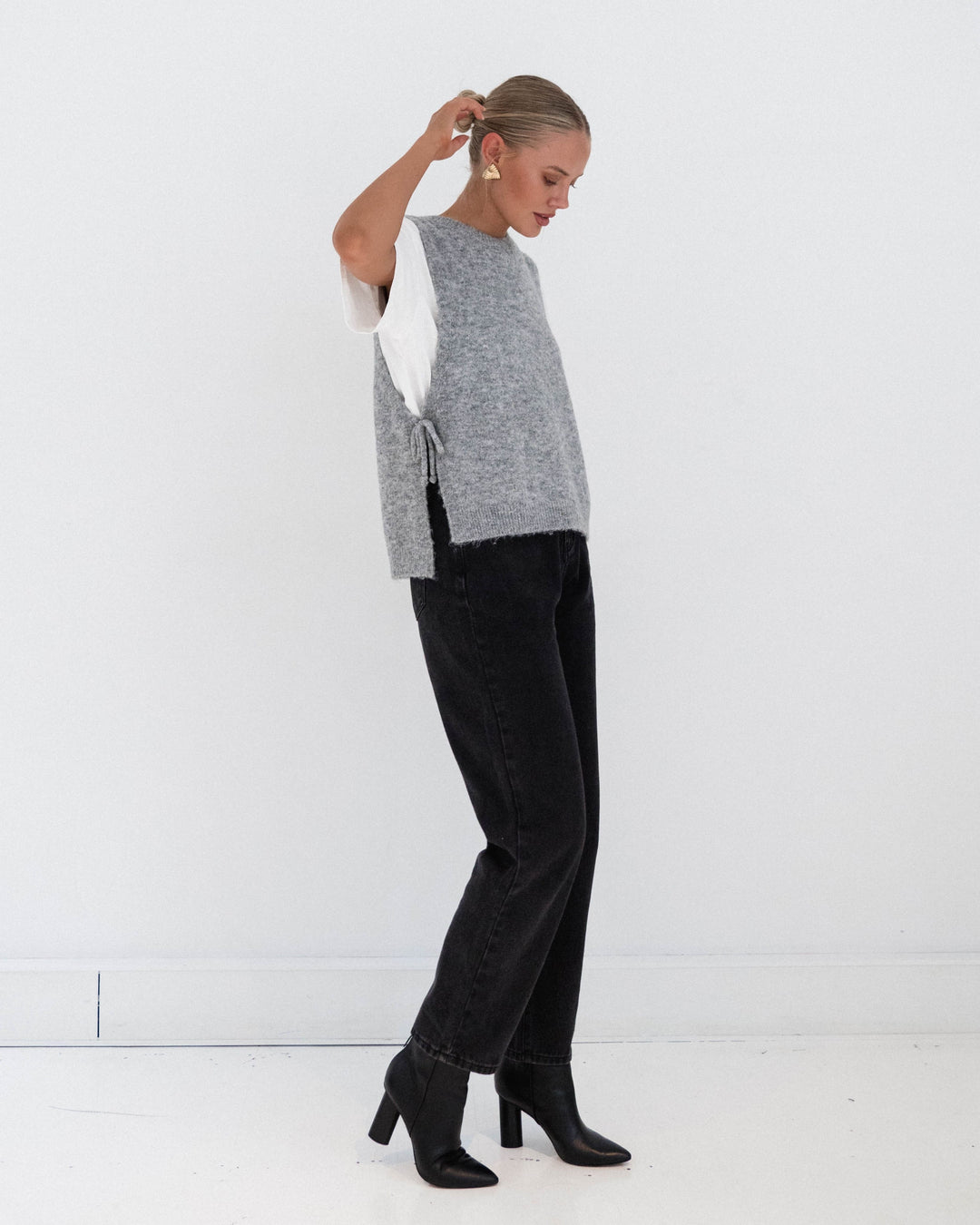 Wool-blend Sleeveless Jumper Vest (Grey)