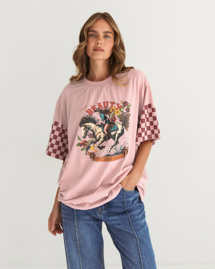 Saddle Up Vintage T-shirts Western Style (Pink)