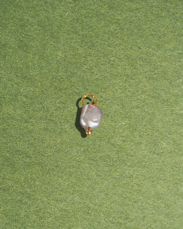 DYO Statement Pearl Charm