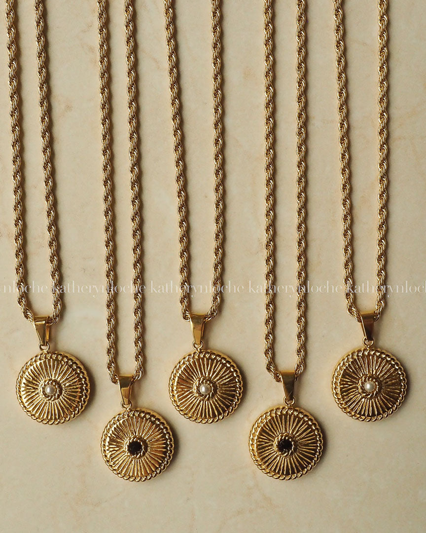 18k gold plated -  La Rochelle Pendant Necklace - Katherynloche