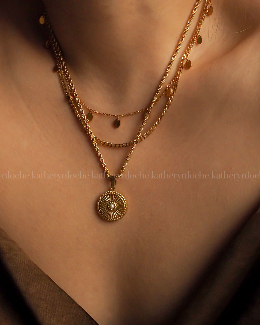 18k gold plated -  La Rochelle Pendant Necklace - Katherynloche