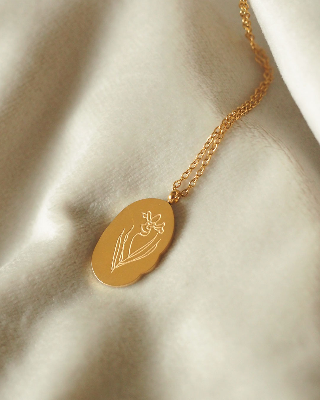 18k gold plated - Birth month flower necklace - Katherynloche