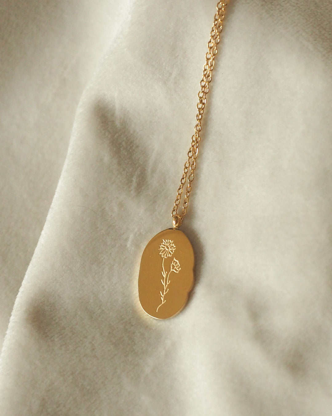 18k gold plated - Birth month flower necklace - Katherynloche