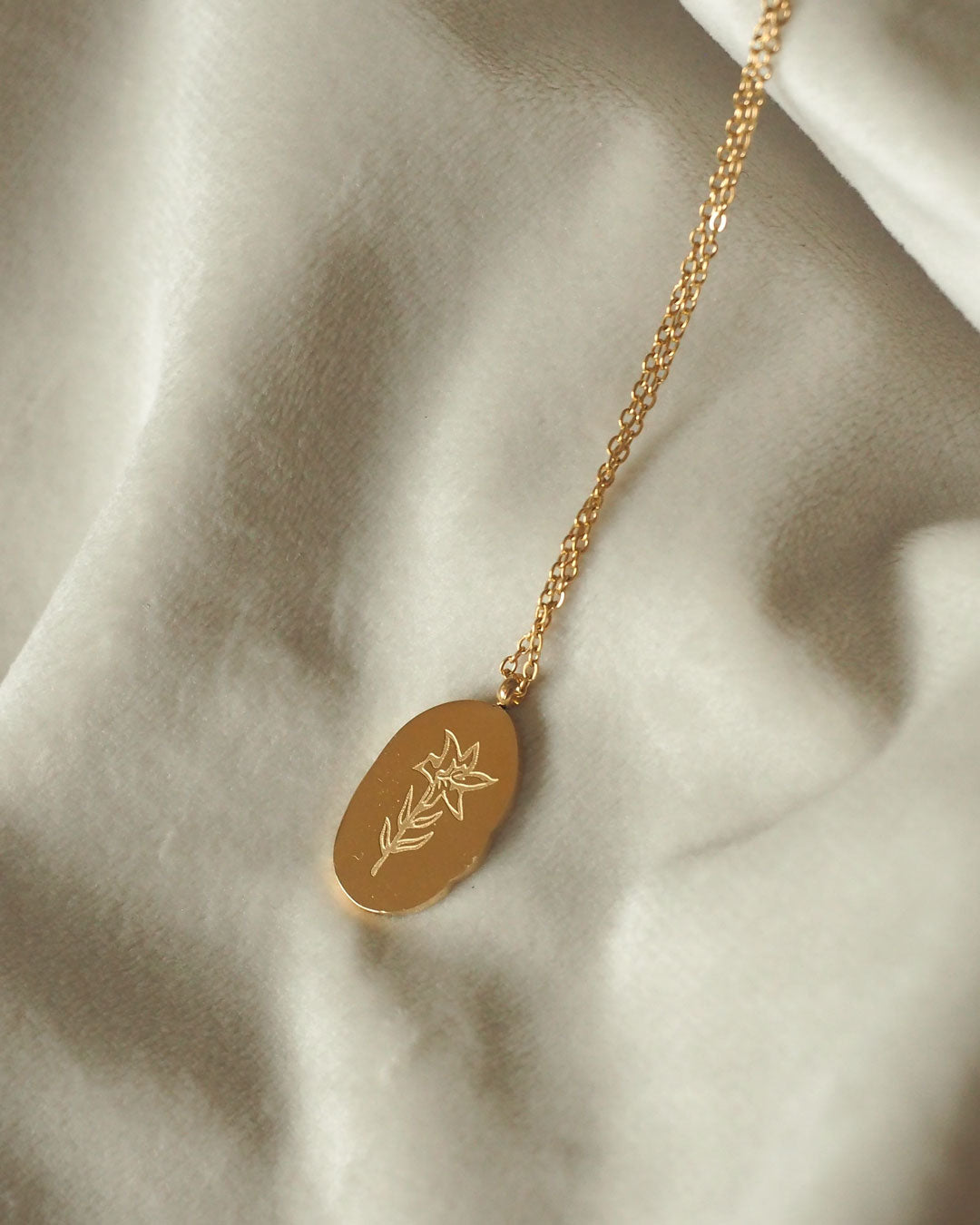 18k gold plated - Birth month flower necklace - Katherynloche