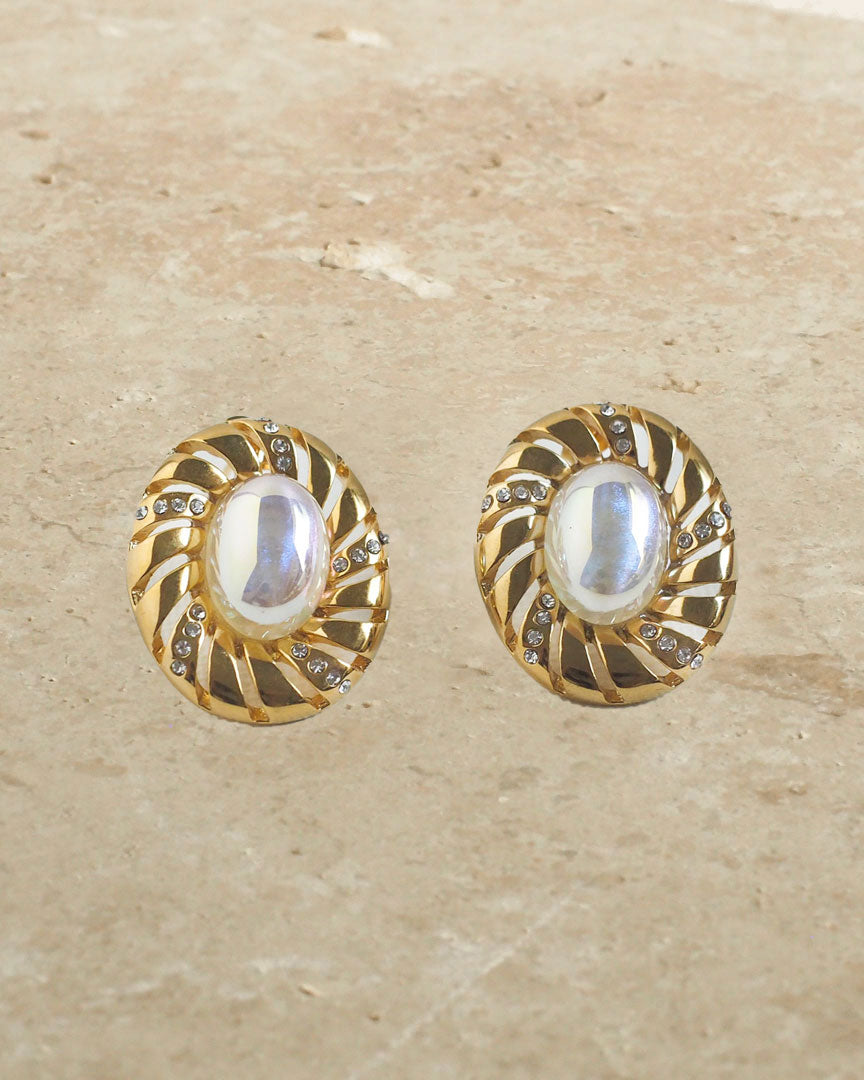 18k Gold Plated - Vintage Inspired Pearl Stud Earrings