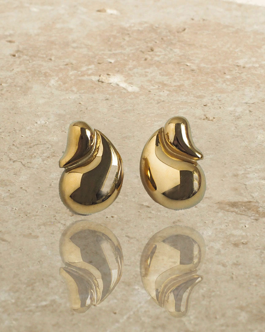 18k Gold Plated - Vintage Inspired Tear Drop Stud Earrings