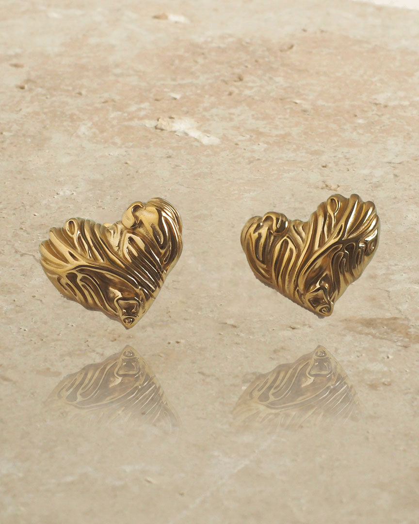 18k Gold Plated - Vintage Inspired Heart Stud Earrings