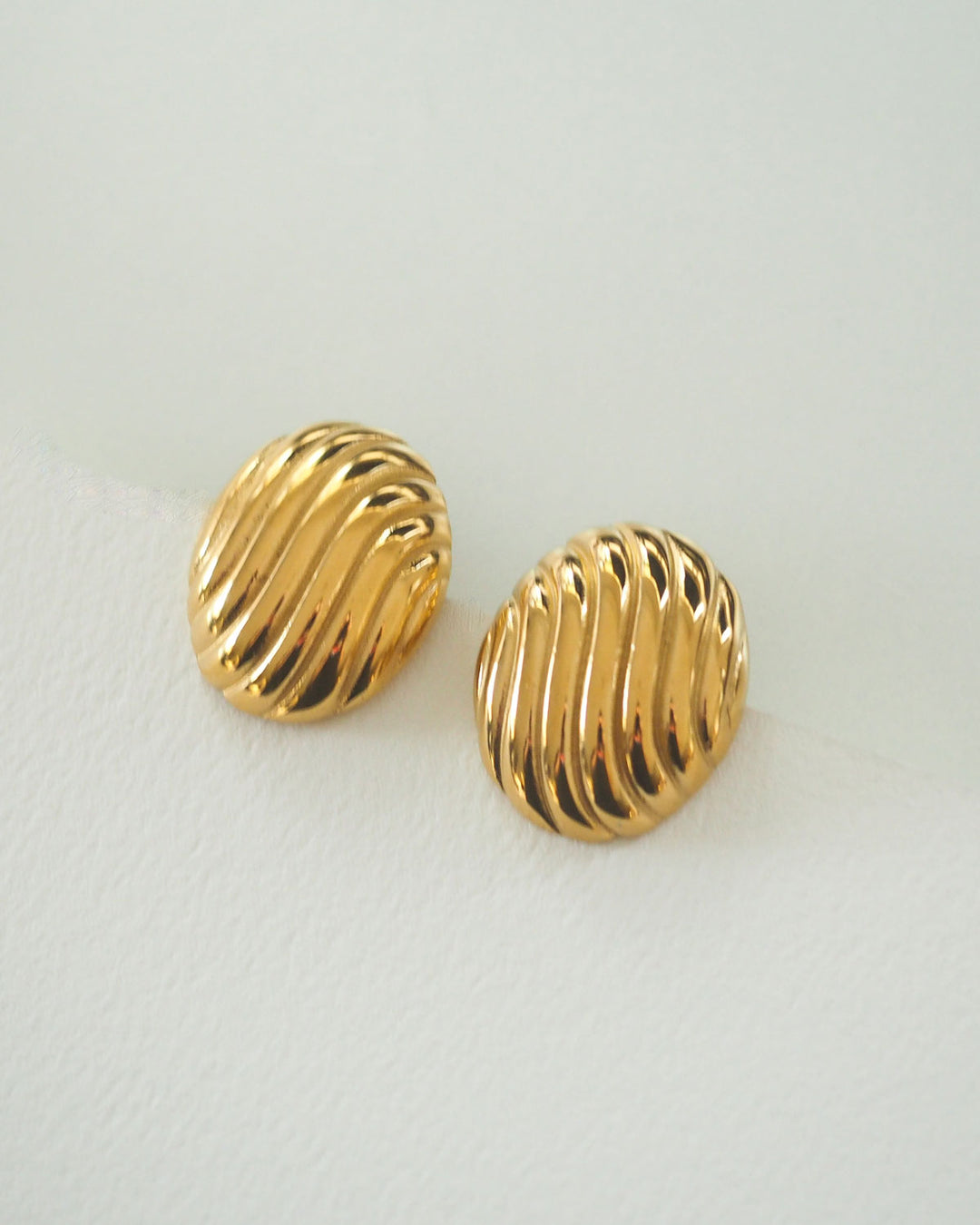 18k Gold Plated - Vintage Inspired Gold Clip Earrings