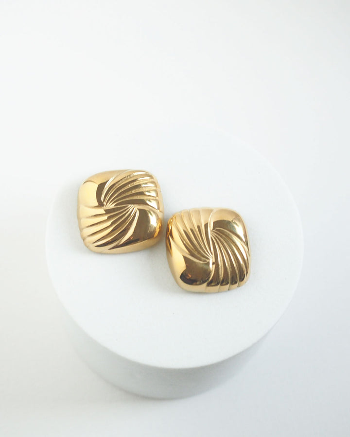 18k Gold Plated - Lilian Vintage Inspired Stud Earrings