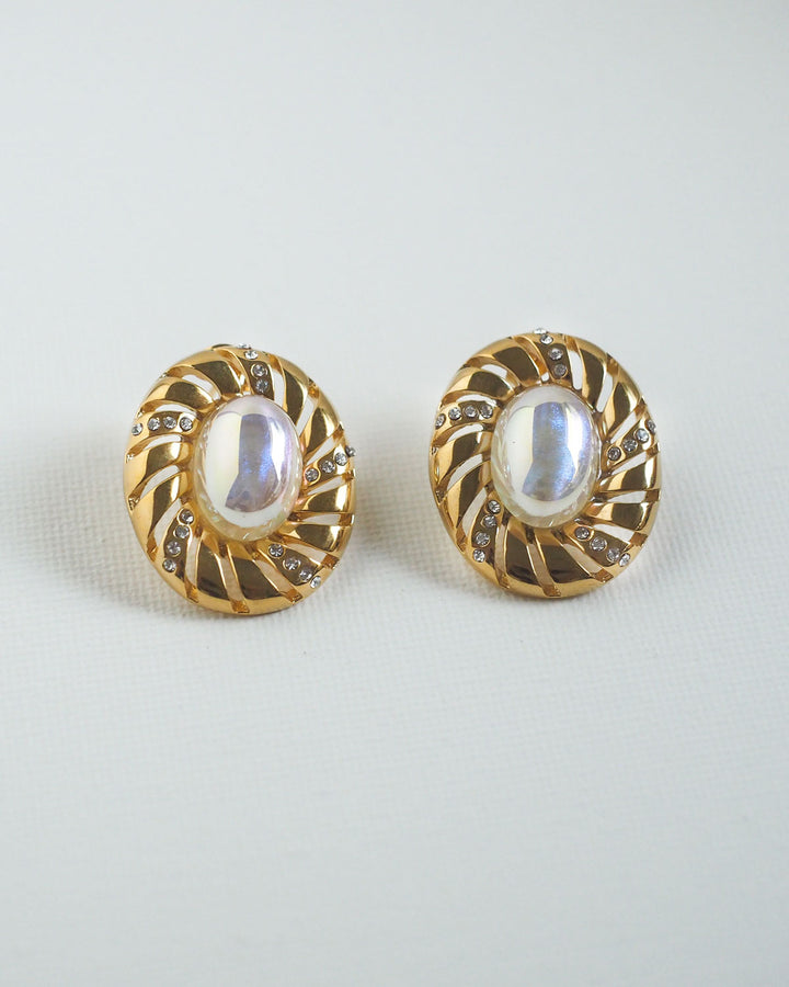 18k Gold Plated - Vintage Inspired Pearl Stud Earrings