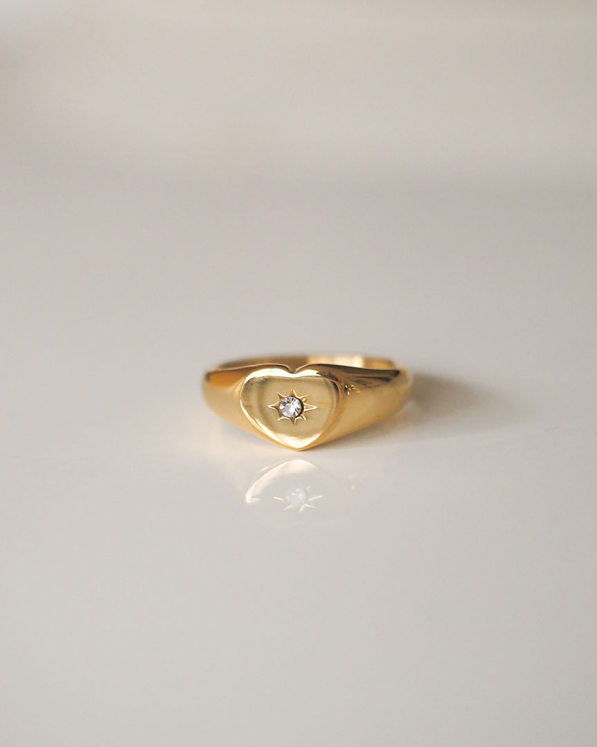 18k gold plated - Heart Gold Signet ring - Katherynloche