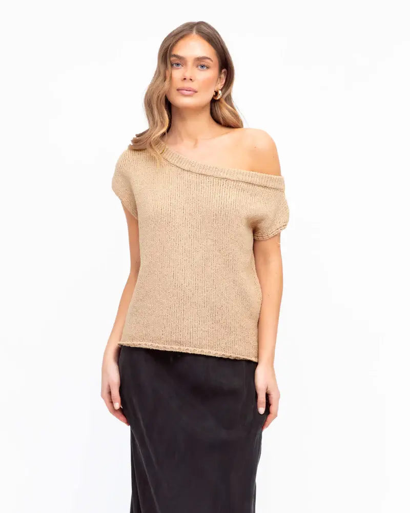 One shoulder knit top (2 colours)