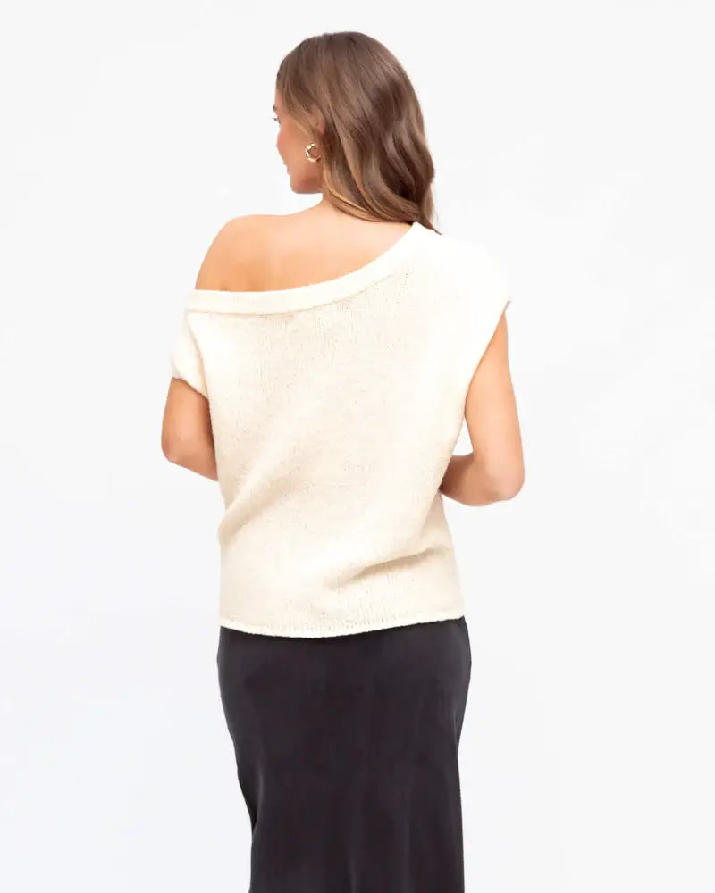 One shoulder knit top (2 colours)