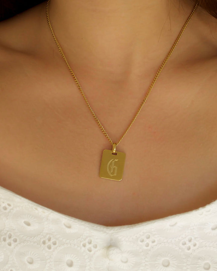 18k Gold Plated - Grassetto Old English Initial Necklace - Katherynloche