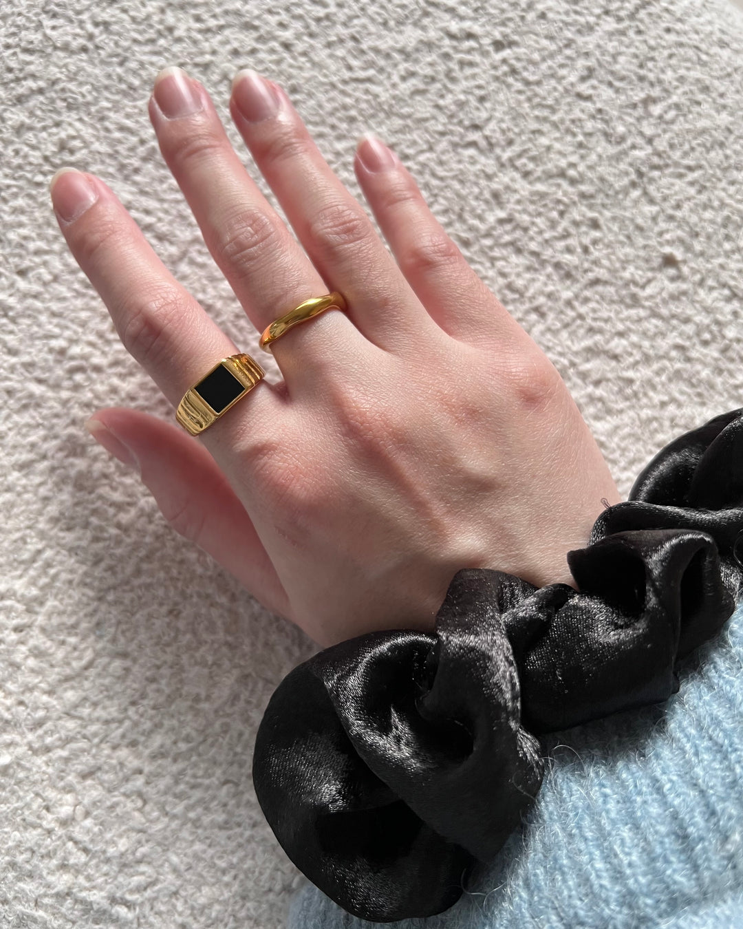 18K gold plated - Black Onyx Signet Ring - Katherynloche