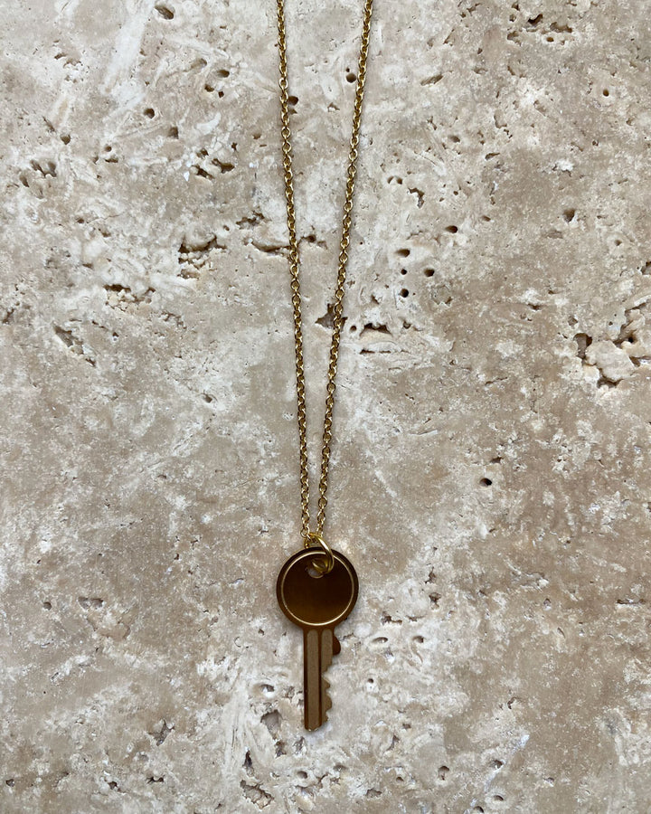 18K gold plated - Key Pendant Necklace - Katherynloche