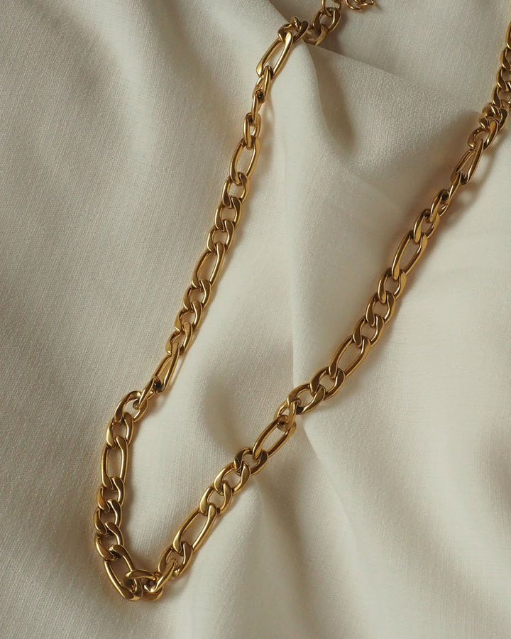 18K gold plated - Ara Figaro Chain Necklace - Katherynloche