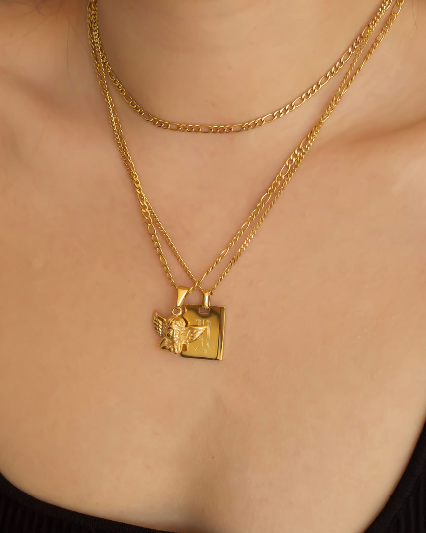 18k Gold Plated - Grassetto Old English Initial Necklace - Katherynloche